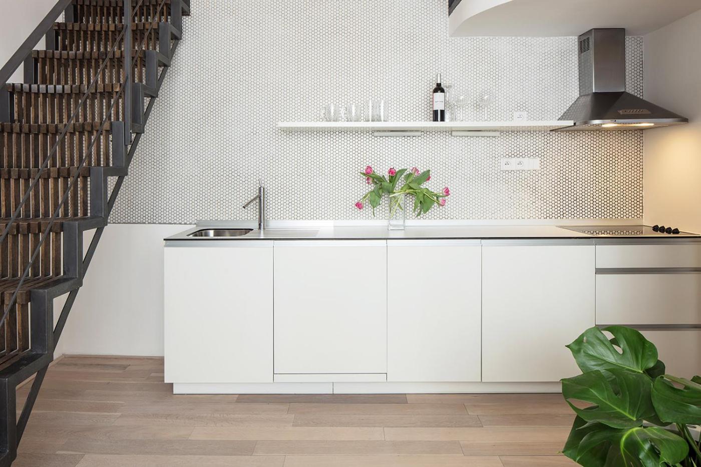 Holeckova Apartments Praha Bagian luar foto