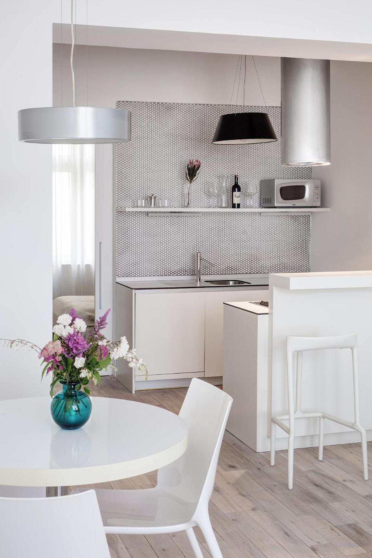 Holeckova Apartments Praha Bagian luar foto