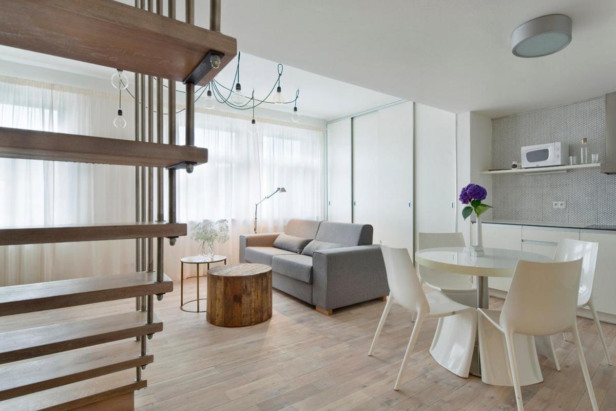 Holeckova Apartments Praha Bagian luar foto