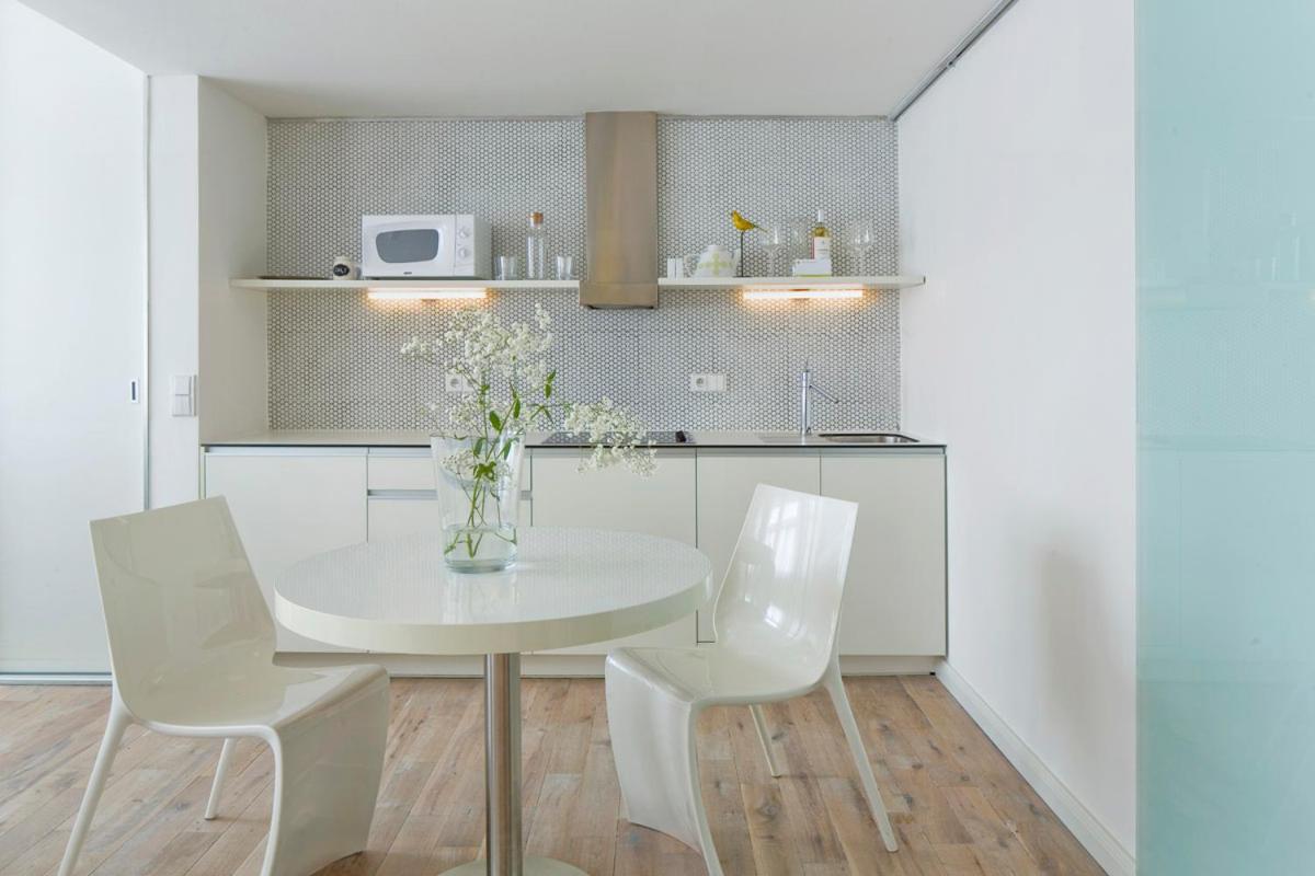 Holeckova Apartments Praha Bagian luar foto